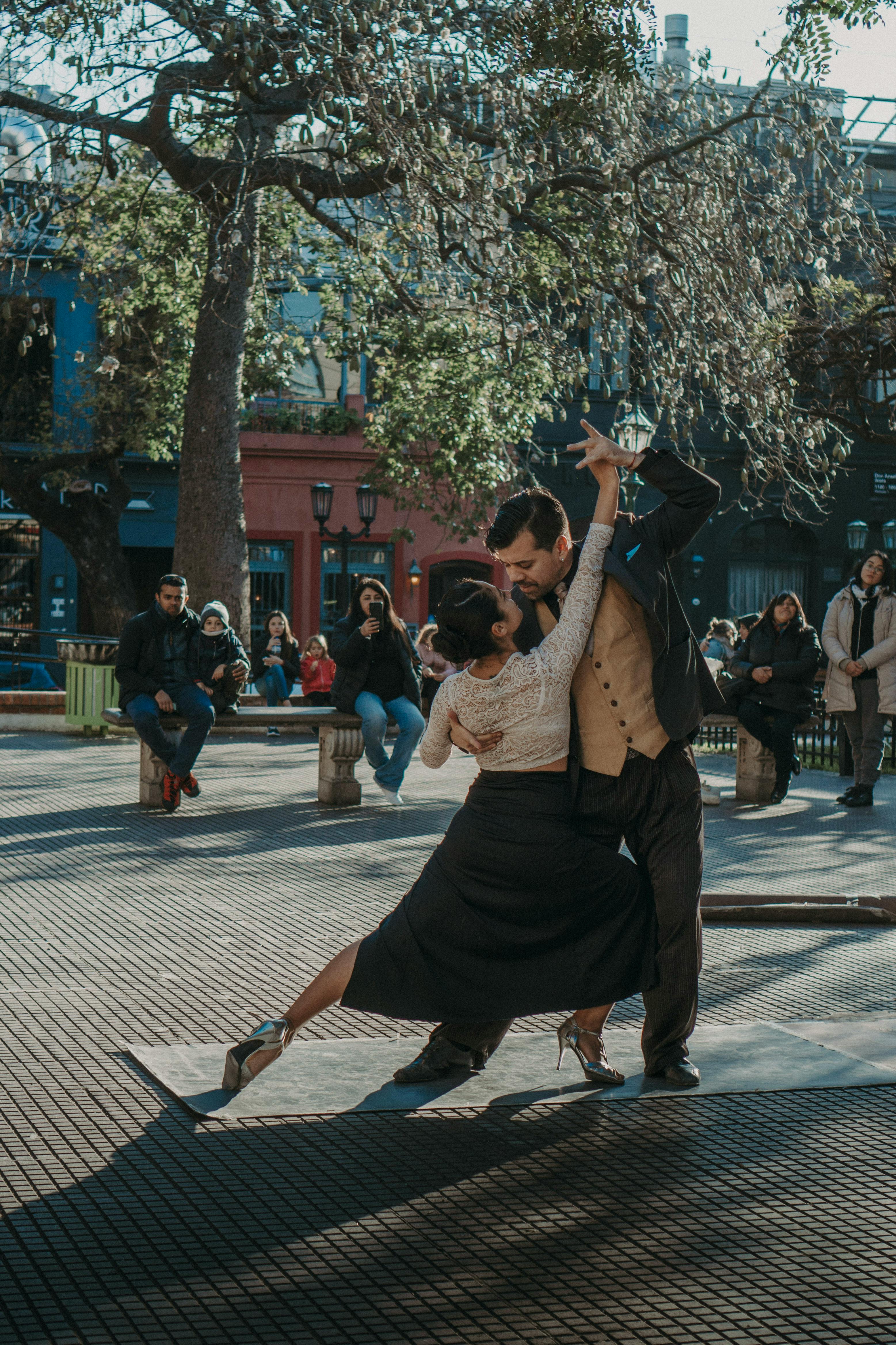 gente bailando tango